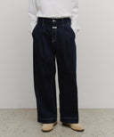 M LOW-WAIST TUCK WIDE DENIM PANTS IN LIGHT BLUE image 2