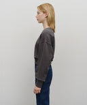 W SMALL CLASSIC LOGO CROP SWEATSHIRT IN CHARCOAL GREY image 2