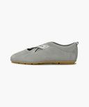 W BANDING FLATS SNEAKERS IN LIGHT GRAY image 2