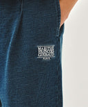 KIDS CLASSIC LOGO BERMUDA ONE TUCK SWEAT SHORTS IN BLUE image 2