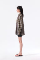 MIXED CHECK OVER FIT SHIRT IN BROWN image 19