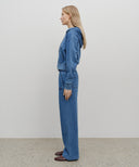 W EMBROIDERY CLASSIC LOGO SWEAT PANTS IN BLUE