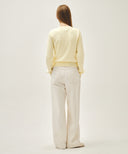 W LOW-WAIST TUCK WIDE DENIM PANTS IN ECRU image 7