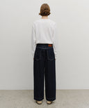 M LOW-WAIST TUCK WIDE DENIM PANTS IN LIGHT BLUE image 6