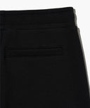 W BASIC SWEAT SHORTS IN BLACK image 13