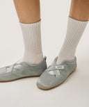 W BANDING FLATS SNEAKERS IN LIGHT GRAY image 7