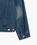 DENIM TRUCKER JACKET IN BLUE image 11