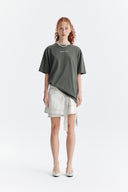 EMBROIDERY SMALL LOGO OVERSIZE TOP IN KHAKI image 12