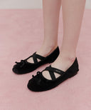 W CROSS BANDING VELVET FLAT SHOES IN BLACK image 20