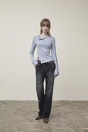 SNAP DETAIL SLIM TOP IN LIGHT BLUE image 9