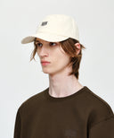 MICRO CLASSIC LOGO CAP IN CREAM