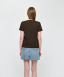 W CLASSIC LOGO TEE IN BROWN