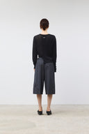 CARGO DETAIL BERMUDA PANTS IN CHARCOAL GREY image 20