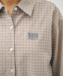 W PATTERN SHEER SHIRT IN GREY PINK image 4