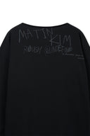 RAW HEM FINISHED BOAT NECK TOP IN BLACK image 4