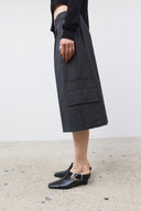 CARGO DETAIL BERMUDA PANTS IN CHARCOAL GREY image 11