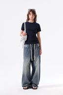 LABEL DETAIL SLIM FIT TOP IN NAVY image 8