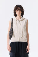 BACK LOGO JERSEY HOOD VEST IN BEIGE image 6