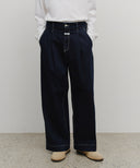 M LOW-WAIST TUCK WIDE DENIM PANTS IN LIGHT BLUE image 12