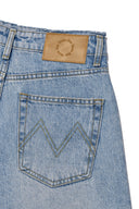 CUT LINE POINT DENIM SHORTS IN BLUE image 18