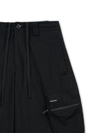 DETACHABLE CARGO PANTS IN CHARCOAL GREY image 3