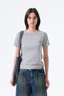 LABEL DETAIL SLIM FIT TOP IN GRAY image 5