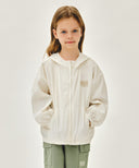 KIDS CLASSIC LOGO SEERSUCKER JACKET IN CREAM image 12