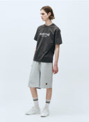 REGULAR LOGO TEE IN CHARCOAL GREY