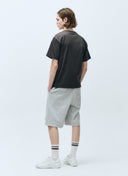 REGULAR LOGO TEE IN CHARCOAL GREY