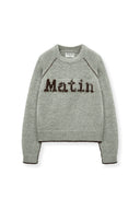 BASIC LOGO RAGLAN KNIT PULLOVER IN LIGHT GRAY
