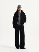 BACK LOGO ESSENTIAL HOODY ZIP UP IN BLACK