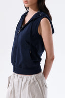 BACK LOGO JERSEY HOOD VEST IN NAVY