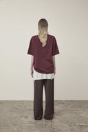 VINTAGE LOGO GRAPHIC TOP IN BURGUNDY image 19