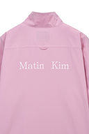 BACK LOGO HIGH NECK JUMPER IN PINK image 5