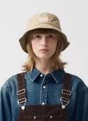 CLASSIC LOGO BUCKET HAT IN BEIGE