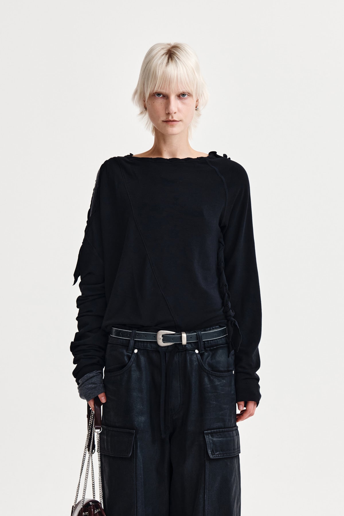 トップス MATIN KIM WEAVING LONG SLEEVE TOP IN WEAVING LONG SLEEVE TOP IN BLACK – MATIN KIM