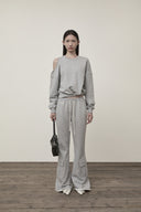 SHOULDER HOLE SWEATSHIRT IN GRAY image 5