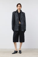 CARGO DETAIL BERMUDA PANTS IN BLACK image 12