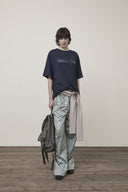 VINTAGE LOGO GRAPHIC TOP IN NAVY image 8