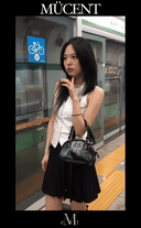 NAR METAL LOGO MINI CROSSBAG IN BLACK