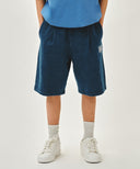 KIDS CLASSIC LOGO BERMUDA ONE TUCK SWEAT SHORTS IN BLUE image 11