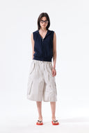 BACK LOGO JERSEY HOOD VEST IN NAVY image 9