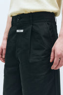 Detail 5 — 102MFG45UHP201BLK